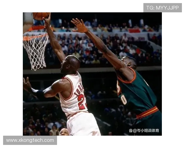 乔丹绝杀足球明星精彩瞬间回顾,感受运动之巅的激情与荣耀 乔丹绝杀足球明星精彩瞬间回顾,感受运动之巅的激情与荣耀