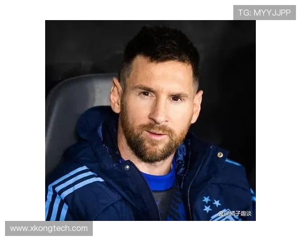 全球雕像最多的足球明星揭晓他的传奇人生与成就