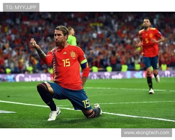 厄基尔足球明星高清图片欣赏与个人生涯精彩瞬间回顾